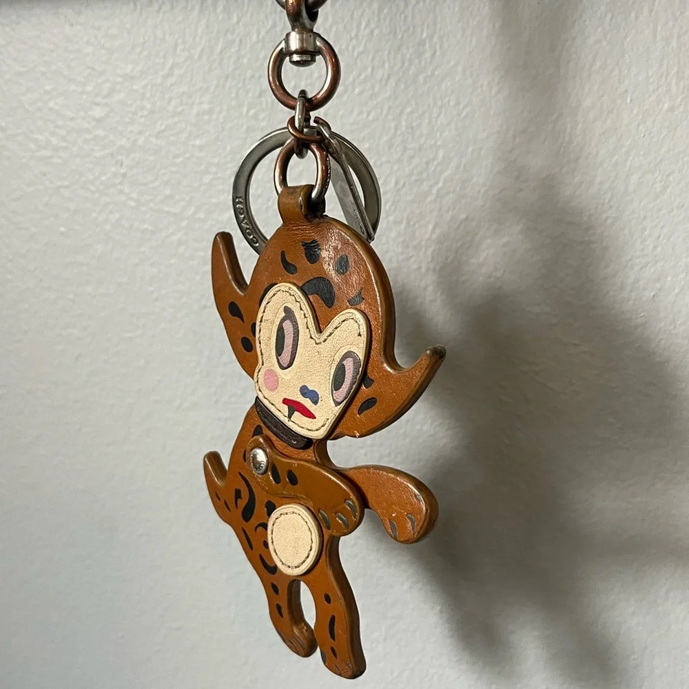 Coach Baseman X Coach Buster Le Fauve Key Ring Purse Bag Charm F58071 Rare - Picture 3 of 12
